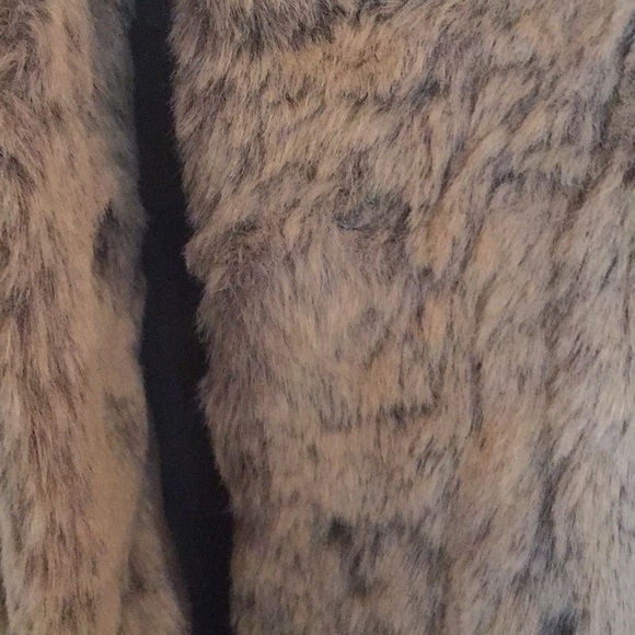 πHP Pickπ Vintage A/X Fur Vest - Picture 5 of 7